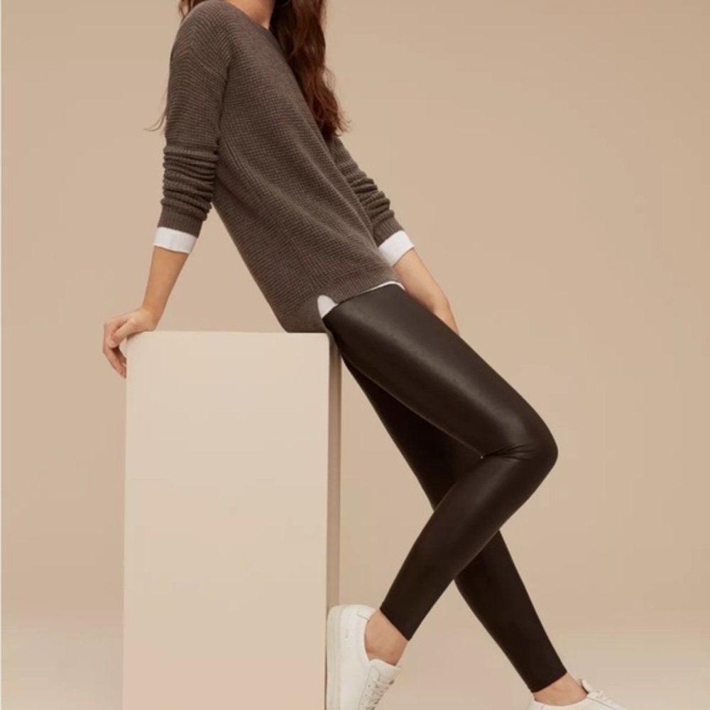 Aritzia Wilfred Free Daria black vegan leather high rise leggings size xsmall